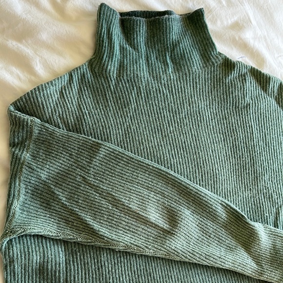 Line 100% Cashmere XS Kyra Sweater - Picture 2 of 5